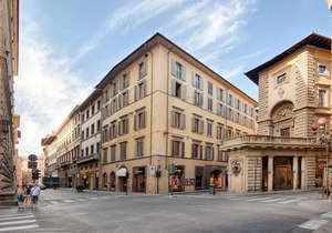 Tiny Ponte Vecchio in Florence