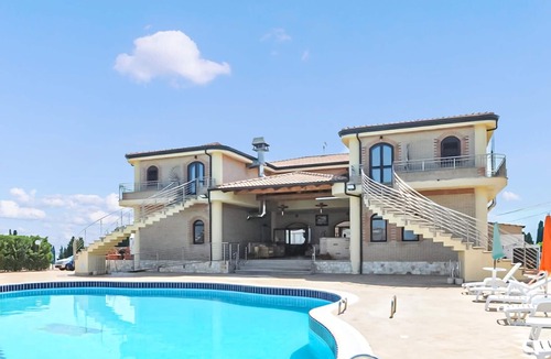 Briatico Apartment | 1 bedroom gorgeous apartment in Briatico