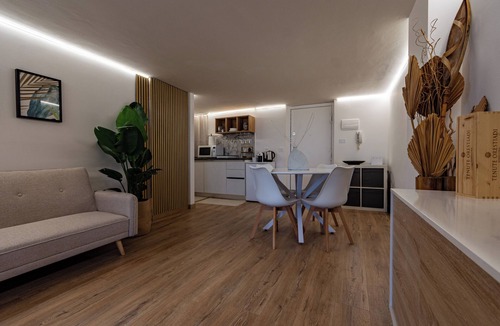 Cibali House | 1 Bedroom Private vacation home in Catania