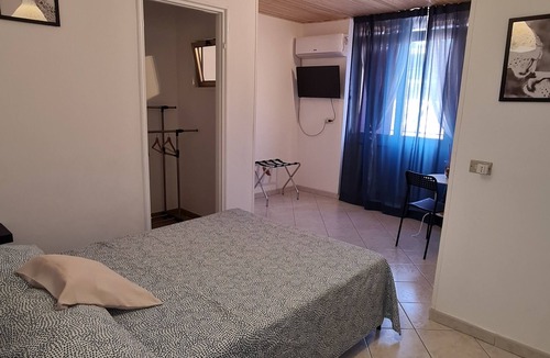 Rosolini House | 10 minutes from the sea cozy apartment for your vacation.