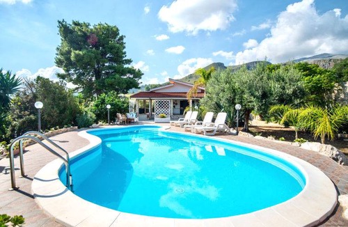 Scopello House | 150 m² House ∙ 5 bedrooms ∙ 9 guests