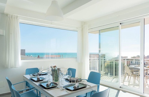 Cava dʼAliga Apartment | 2 bedroom gorgeous apartment in Cava D'aliga