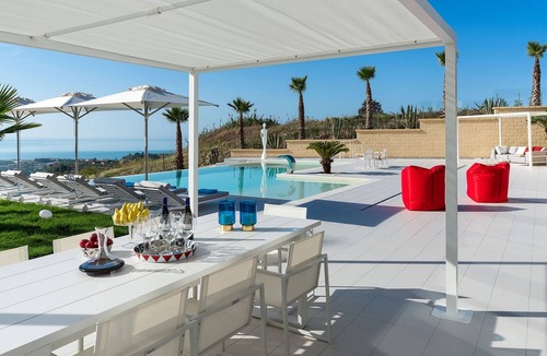 Borgo Bonsignore Villa | 2 bedroom villa rental in Sicily near seaside with pool, views, Wi-Fi and air conditioning