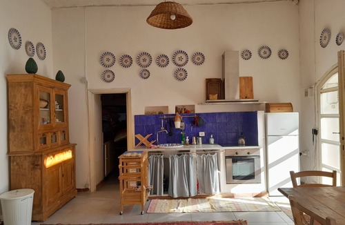 Archi House | 3 Bedroom Private vacation home in riposto