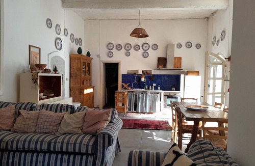 Archi House | 3 Bedroom Private vacation home in riposto
