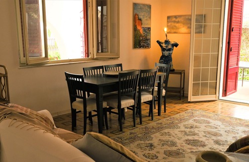 Carini Villa | 3 BEDROOMS 2 BATHROOMS FAMILY VILLA BY THE SEA