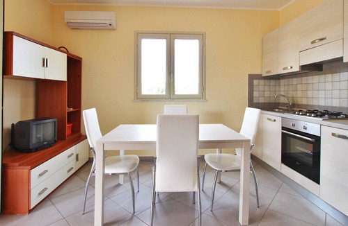Piana Calzata Villa | 3 Bedrooms Villa with Garden, Swimming Pool, Barbecue, Air con., near the SEA