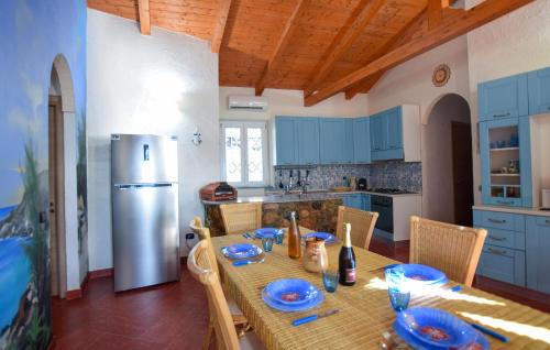 Joppolo House | 4 Bedroom Lovely Home In Ricadi