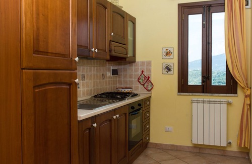 Castelbuono Apartment | A comfortable, relaxant atmosphere that overlooks the park of the Madonie