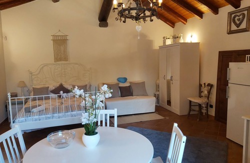 Trecastagni House | A loft in an equipped villa