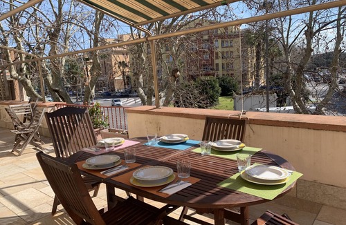 Quartiere XXXIII Lido di Ostia Ponente Apartment | A Pochi Passi dal Mare, Ideale per le Famiglie, Grande Terrazza Attrezzata