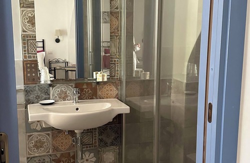 Malfa Bed & Breakfast | Accogliente Struttura Situata al Centro di Malfa a Soli 5 Minuti Dalla Spiaggia