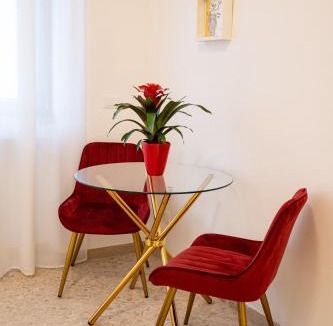 Ruggero Settimo Apartment | Accordi al Politeama