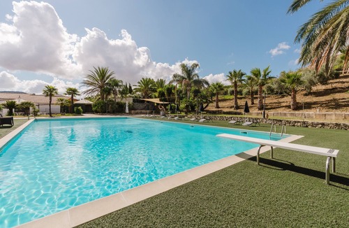 Monreale Apartment | Agriturismo Ponte Calatrasi Room 'Relax 11' with shared pool, Wi-Fi and air conditioning