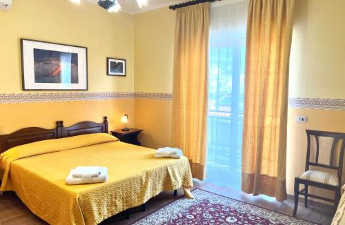 Randazzo Bed & Breakfast | Ai Tre Parchi Bed And Bike