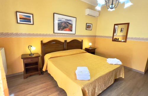 Randazzo Bed & Breakfast | Ai Tre Parchi Bed And Bike