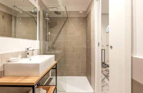 Monreale Bed & Breakfast | Ai Vicoli Ciambra's Alley - Suite Guglielmo by Wonderful Italy