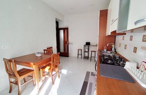 Arenella Apartment | Albi House Vomero modern apartment in the heart of Naples.