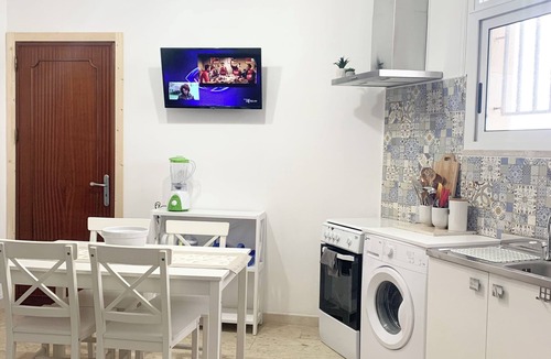 Balestrate Apartment | Alexander's Window to the Sea p.terra