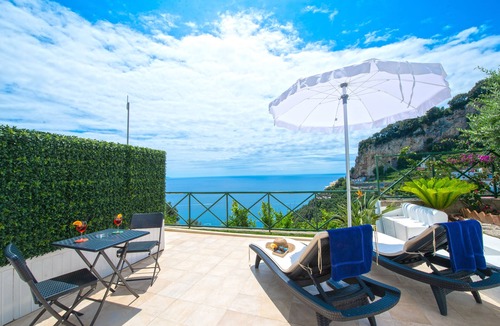 Pogerola Villa | Amalfi Coast Villa Knight