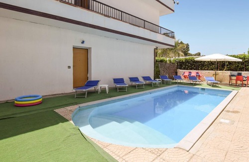 Palmi Apartment | Amazing apartment in Palmi with swimming pool