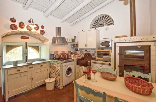 Chiaramonte Gulfi House | Amazing home in Chiaramonte Gulfi RG
