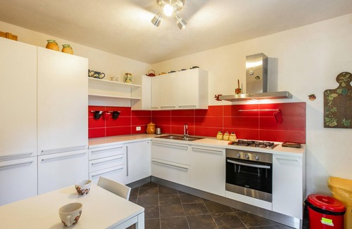 Ragusa House | Amazing home in Ragusa with indoor swimming pool