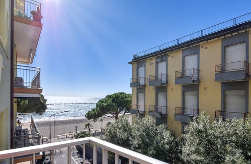 San Bartolomeo al Mare Apartment | Amazing apartment in San Bartolomeo al Mare