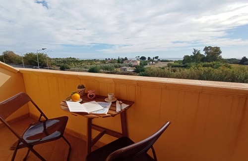 Stignano Mare Apartment | Ampio e Accogliente Appartamento Vista Mare, a 10 Minuti Dalla Spiaggia