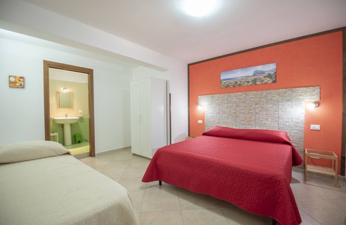 Macari Apartment | Amy's House - Apartment overlooking the Gulf of Macari