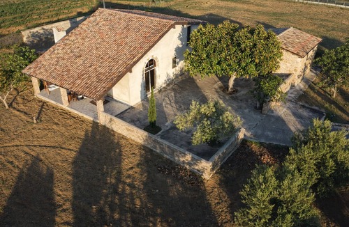 Partinico House | Ancient cottage nestled in the heart of the Sicilian countryside just a few steps from the sea