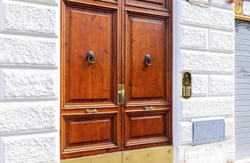 Rione XVIII Castro Pretorio Apartment | Angela Luxury Home, Families Premium Apartment