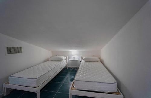 Mirto Apartment | Antico Palazzo del Corso by Home Dardano