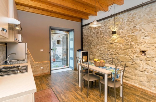 Rovittello Apartment | Apartment 'Le Case di Gilda' - Castiglione di Sicilia