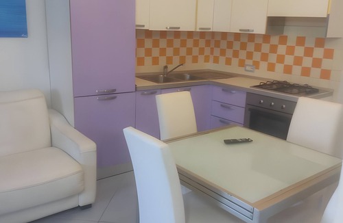 Ischia Ponte Apartment | Apartment '1 Vista Parziale Mare' with Shared Garden, Wi-Fi and Air Conditioning