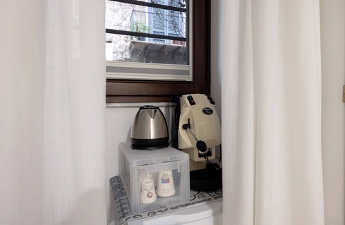 Ruggero Settimo Apartment | Apartment 'Al Palazzo Del Principe Al Massimo' with Wi-Fi and Air Conditioning
