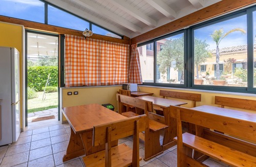 Pozzallo Apartment | Apartment 'Alla Corte Di Nonna Maria' with Sea View and Air Conditioning