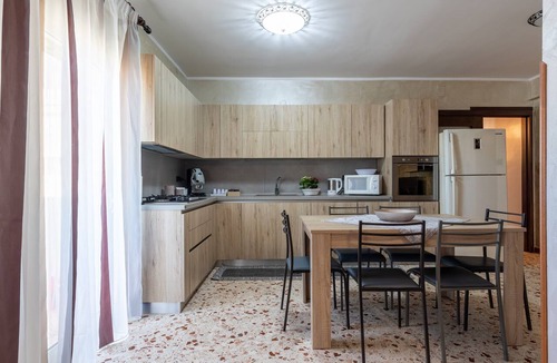 Terrasini Apartment | Apartment Angy with Sea View, Balconies & Wi-Fi
