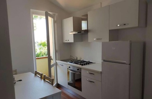 Santa Maria Apartment | Apartment 'Appartamento Incantevole In Villa' with Sea View, Wi-Fi and Air Conditioning