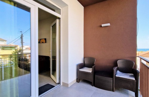 Alcamo Marina Apartment | Apartment 'Appartamento Della Luna 2' with Sea View, Balcony and Wi-Fi