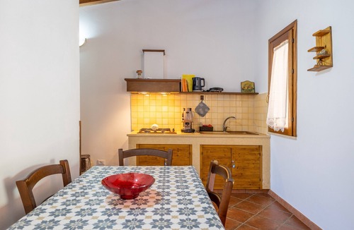 Menfi Apartment | Apartment 'Beta' with Shared Terrace, Wi-Fi and Air Conditioning
