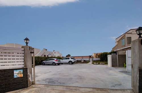 Granelli Apartment | Apartment 'Brezza Marina In Oasi Del Mare' with Sea View and Wi-Fi
