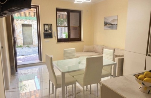 Marina di Davoli Apartment | Apartment by the Sea