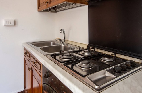 San Marco d'Alunzio Apartment | Apartment "Casa d'Alunzio - Appartamento Rebiba" with Mountain View, Balcony & Wi-Fi