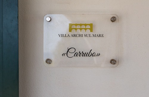 Cava dʼAliga Other | Apartment 'Carrubbo in Villa Archi' with Shared Pool & Wi-Fi