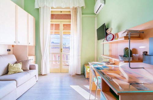 Ortigia Apartment | Apartment "Casa di Alice" with Sea View, Balcony and Wi-Fi