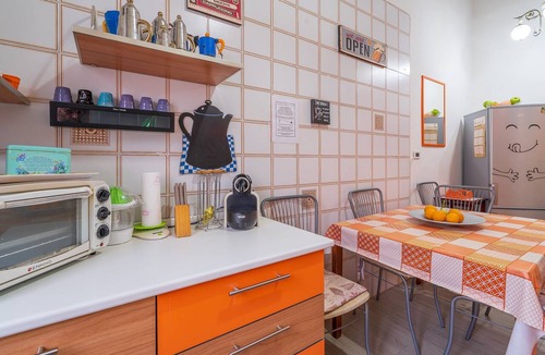 Ortigia Apartment | Apartment "Casa di Alice" with Sea View, Balcony and Wi-Fi