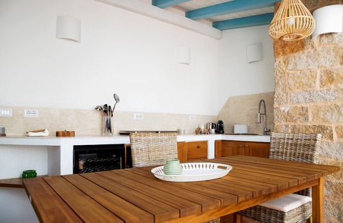San Pantaleo Apartment | Apartment Casa Le Rocce San Pantaleo with Pool, Terrace & Wi-Fi