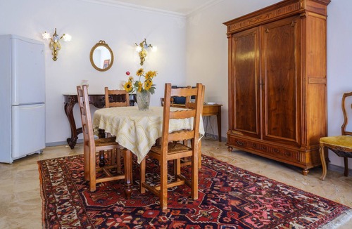 Castromediano Apartment | Apartment 'Casa Lilian' with Balconies & Wi-Fi
