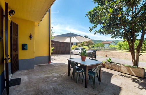 Brugnato Apartment | Apartment 'Da Dri´' with Private Terrace, Private Garden and Balcony